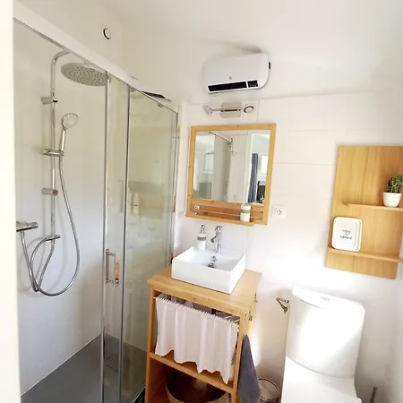 Studio cosy, terrasse privée - Arrivée autonome * Rouffire